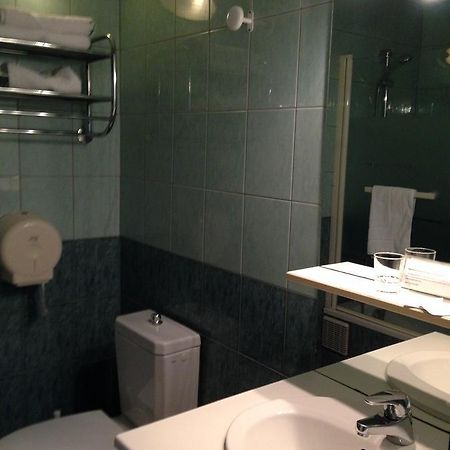 Auberge La Borie Nantes Chambre photo