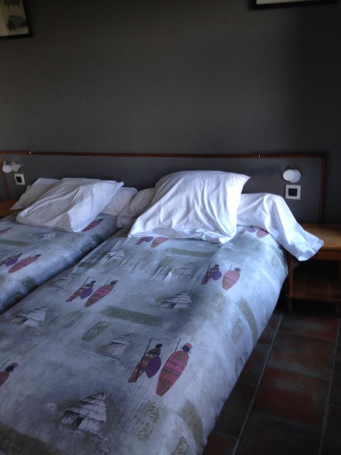 Auberge La Borie Nantes Chambre photo