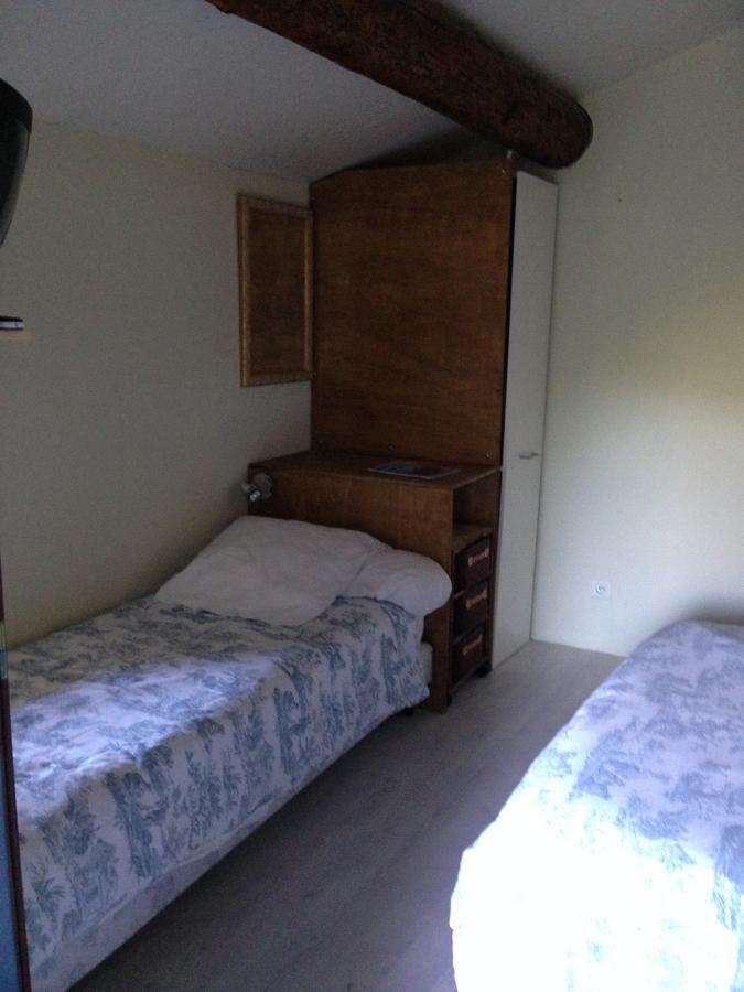 Auberge La Borie Nantes Chambre photo